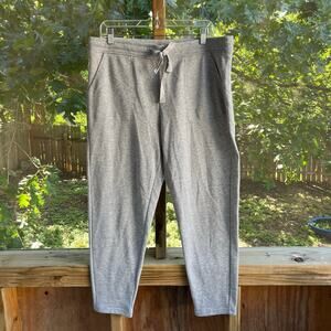 LOFT Outlet Lounge Women's Grey Cropped Joggers Size L. NEW!
